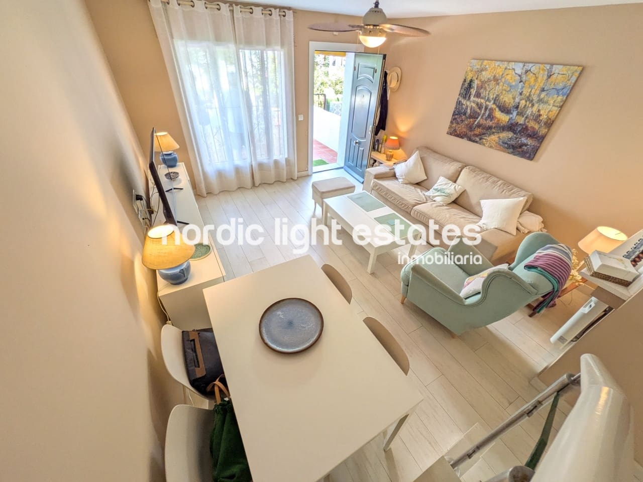 3 soveværelse Semi-Rækkehus til salg i Torrox-Costa med swimmingpool - € 599.000 (Ref: 9319626)