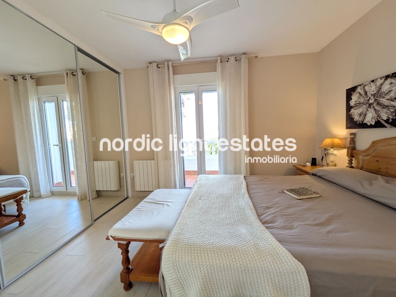 3 soveværelse Semi-Rækkehus til salg i Torrox-Costa med swimmingpool - € 599.000 (Ref: 9319626)