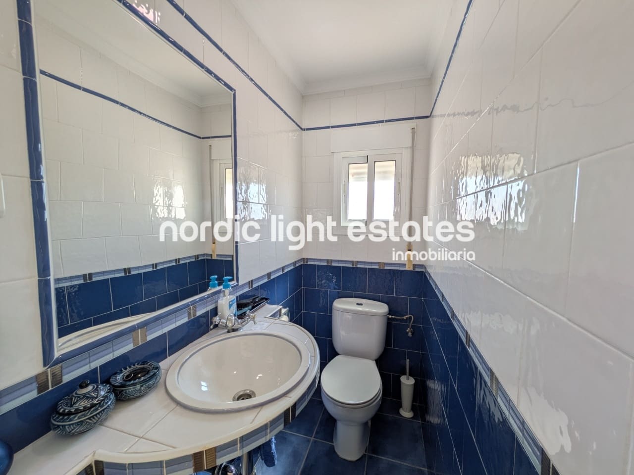 3 soveværelse Semi-Rækkehus til salg i Torrox-Costa med swimmingpool - € 599.000 (Ref: 9319626)