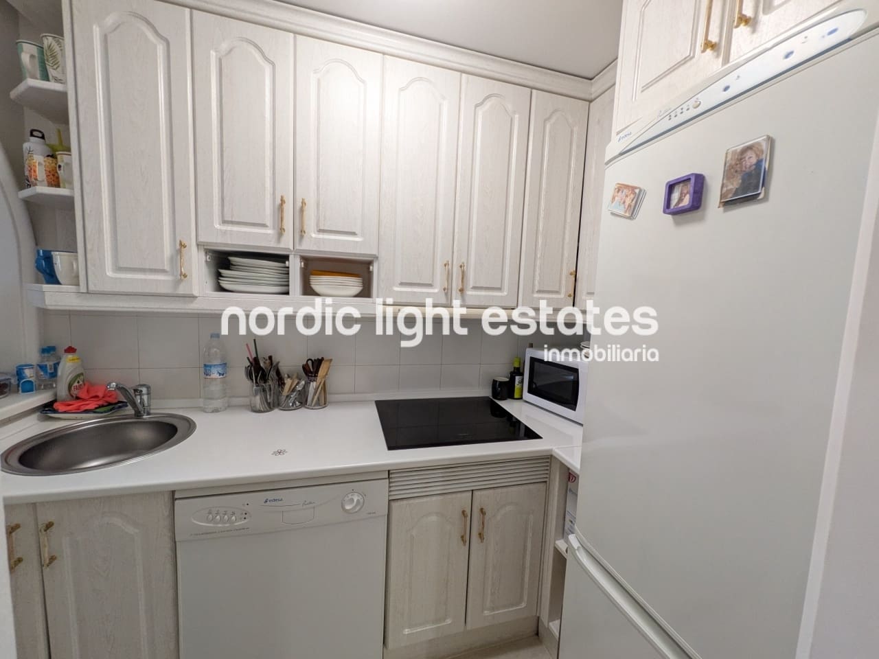 3 soveværelse Semi-Rækkehus til salg i Torrox-Costa med swimmingpool - € 599.000 (Ref: 9319626)