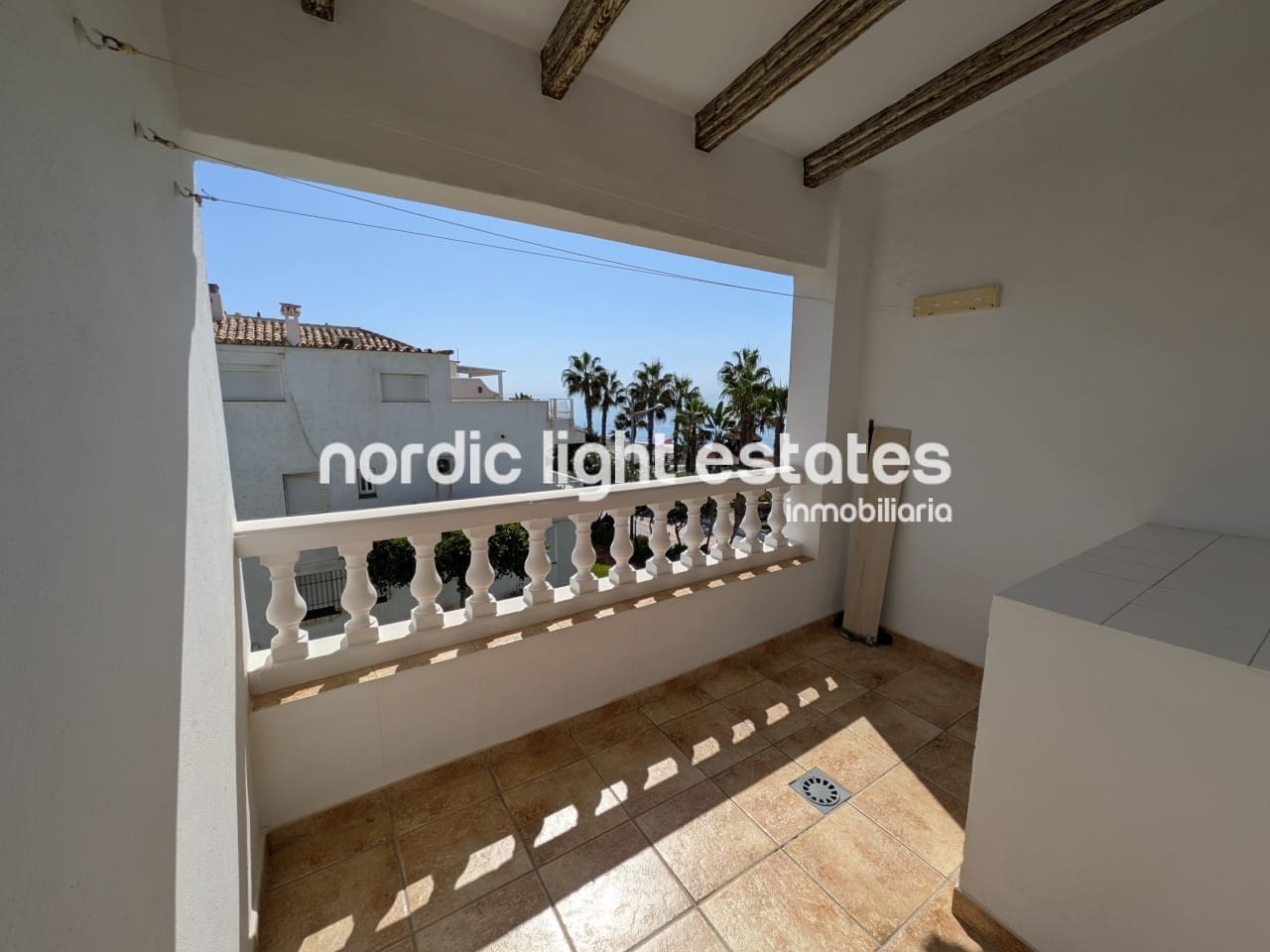 3 soveværelse Semi-Rækkehus til salg i Torrox-Costa med swimmingpool - € 599.000 (Ref: 9319626)