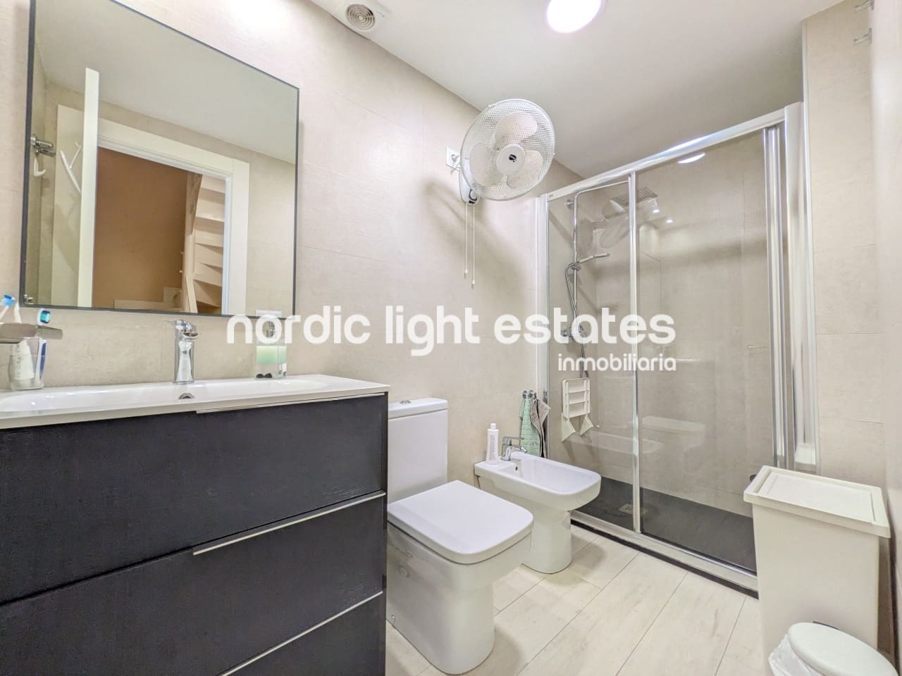 3 soveværelse Semi-Rækkehus til salg i Torrox-Costa med swimmingpool - € 599.000 (Ref: 9319626)