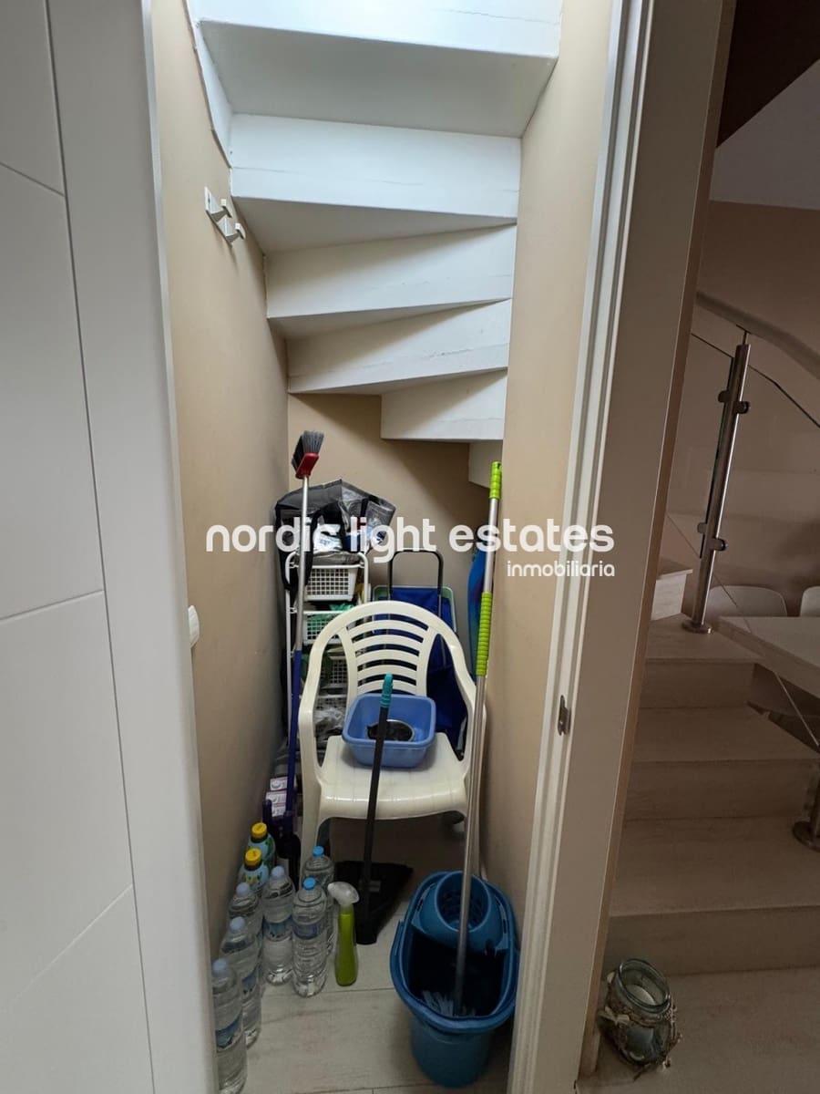 3 soveværelse Semi-Rækkehus til salg i Torrox-Costa med swimmingpool - € 599.000 (Ref: 9319626)