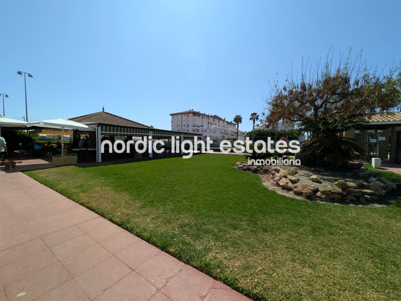 3 soveværelse Semi-Rækkehus til salg i Torrox-Costa med swimmingpool - € 599.000 (Ref: 9319626)