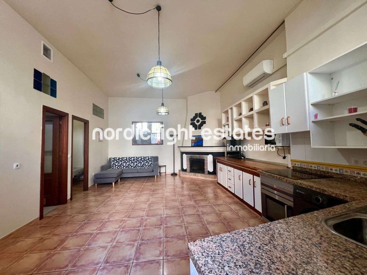 2 bedroom Apartment for sale in Nerja - € 210,000 (Ref: 9331814)