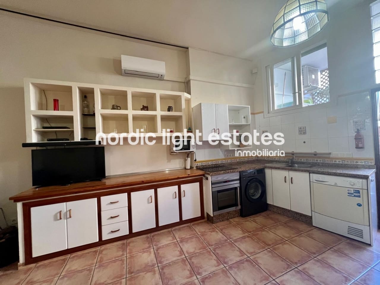 2 bedroom Apartment for sale in Nerja - € 210,000 (Ref: 9331814)