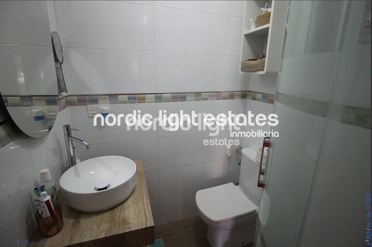 3 bedroom Flat for sale in Caleta de Velez - € 289,000 (Ref: 9336887)