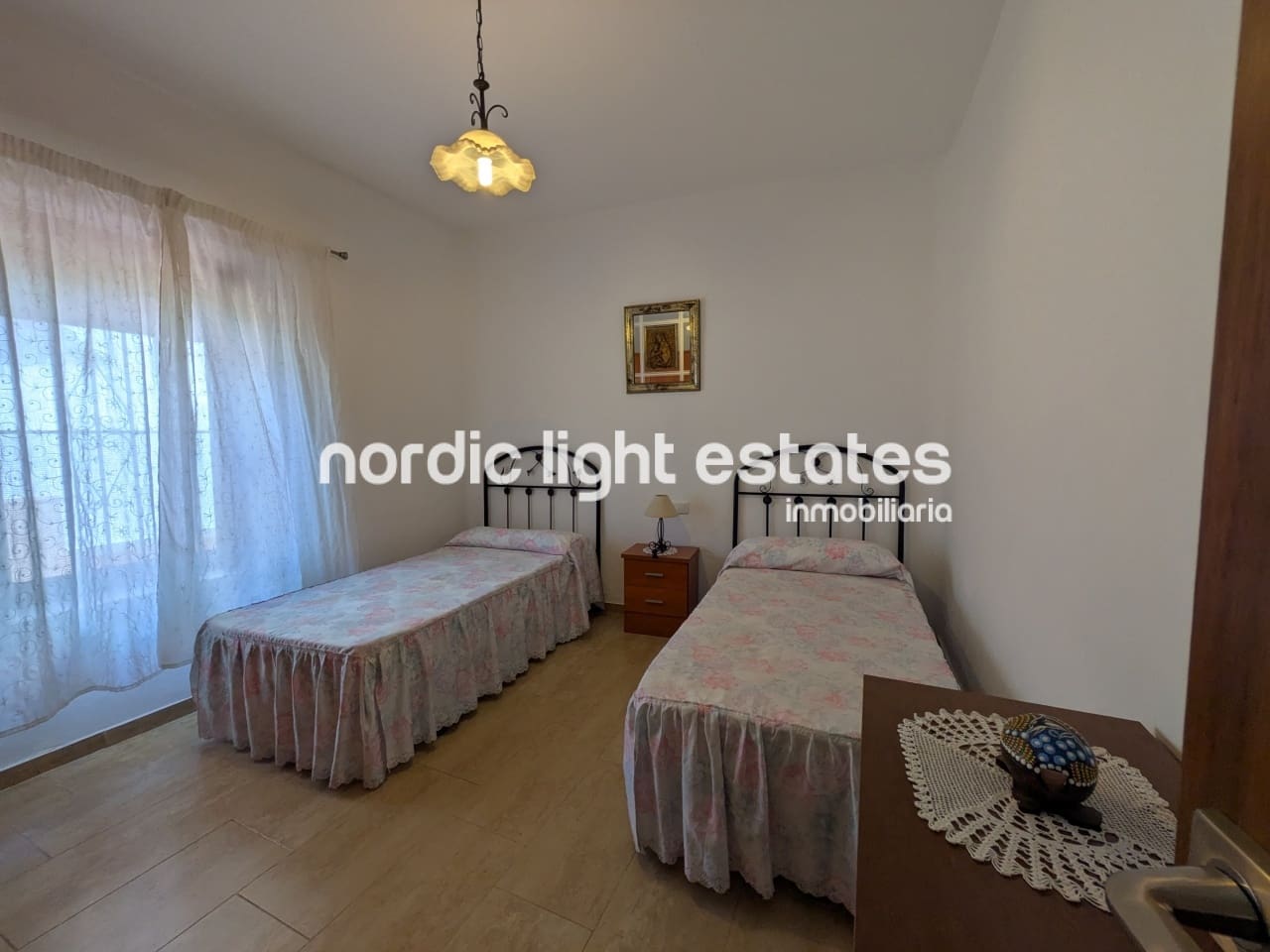 4 sypialnia Dom blizniak na sprzedaż w Nerja z basenem - 365 000 € (Ref: 9340008)