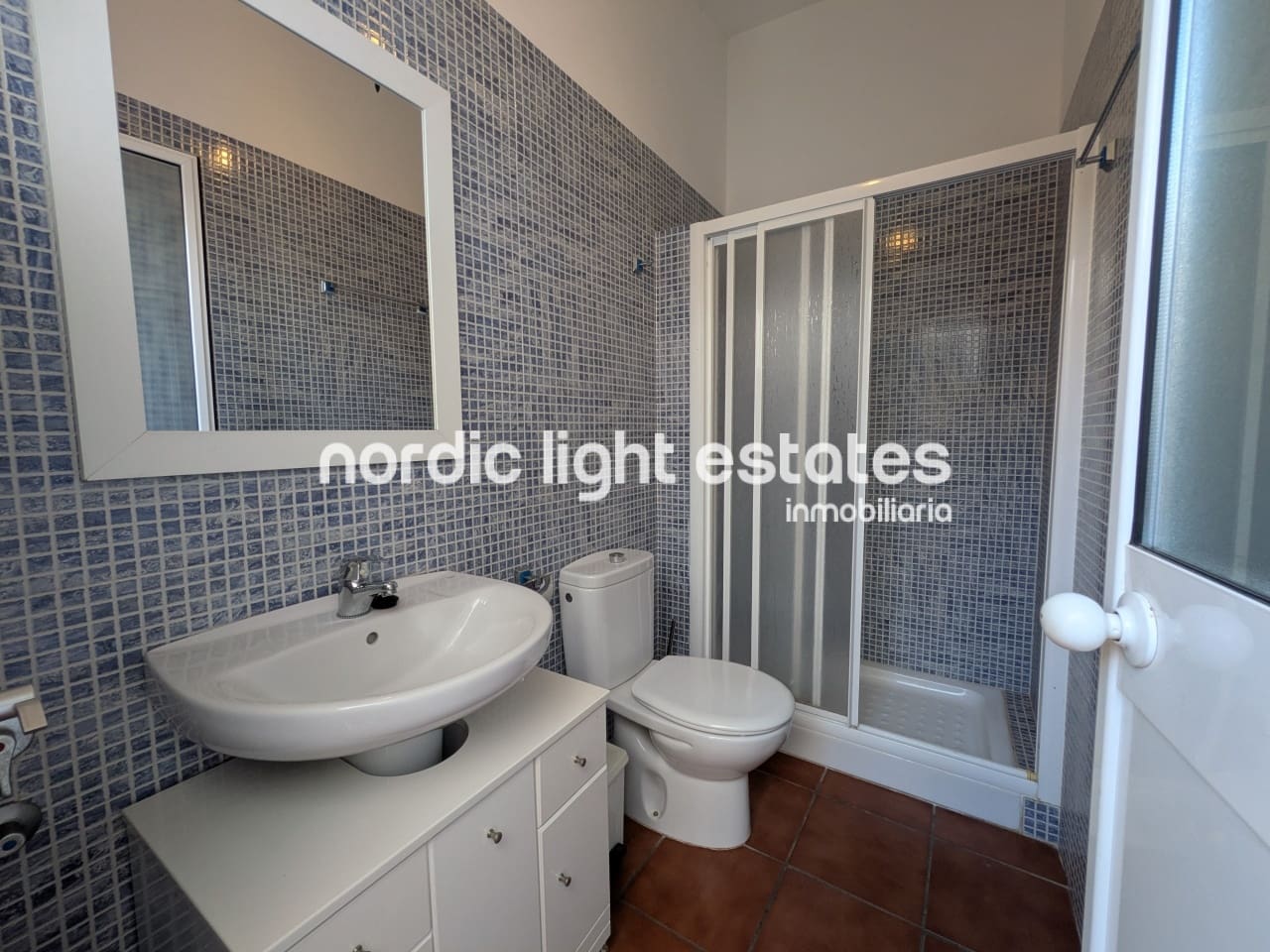 4 sypialnia Dom blizniak na sprzedaż w Nerja z basenem - 365 000 € (Ref: 9340008)