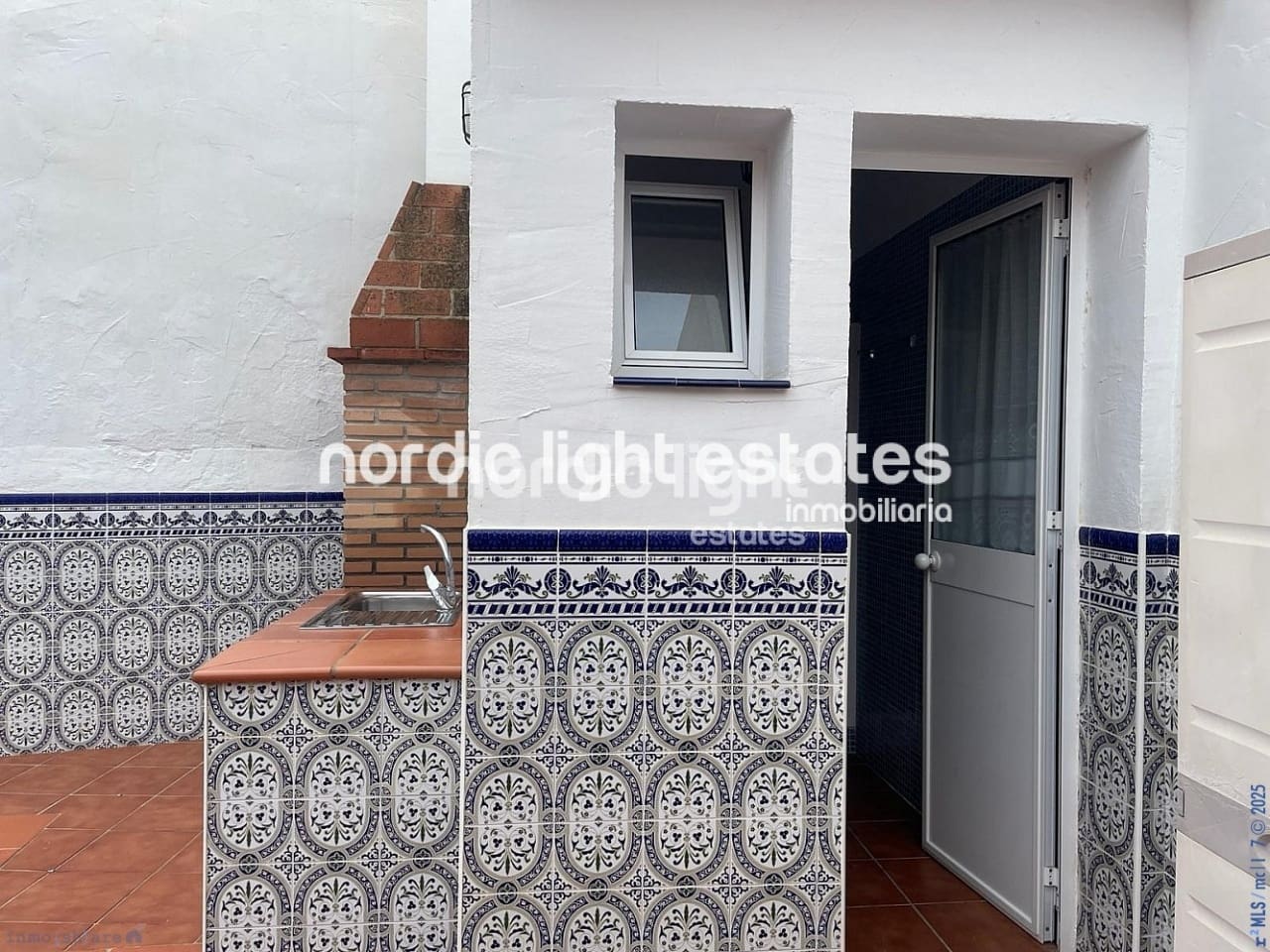 4 sypialnia Dom blizniak na sprzedaż w Nerja z basenem - 365 000 € (Ref: 9340008)