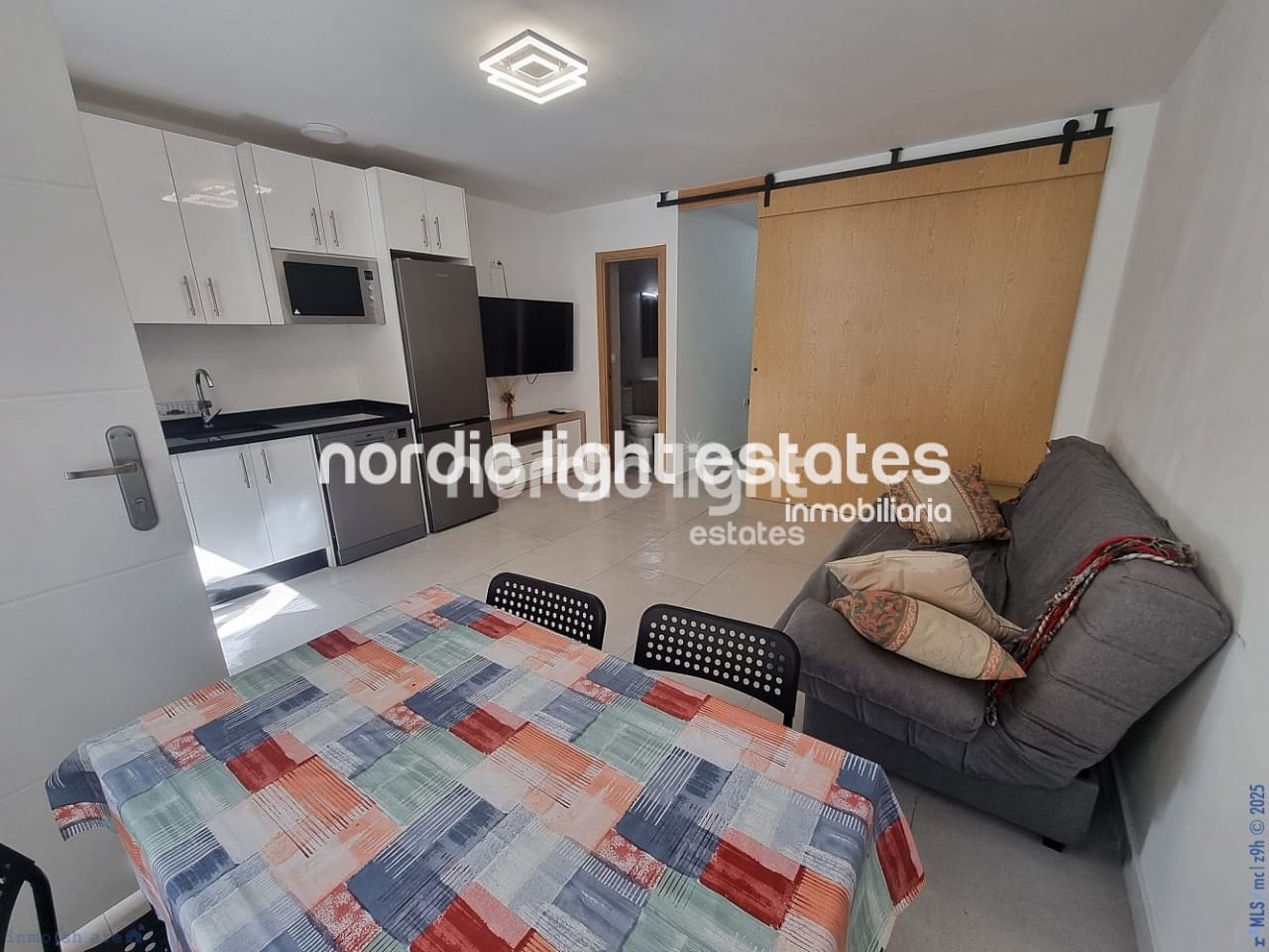 Studio for sale in Torrox-Costa - € 167,000 (Ref: 9348063)