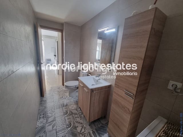 Studio for sale in Torrox-Costa, Torrox - € 167,000 (Ref: 9348063)