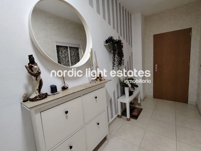 3 soverom Leilighet til salgs i Torrox-Costa, Torrox - € 185 000 (Ref: 9348512)