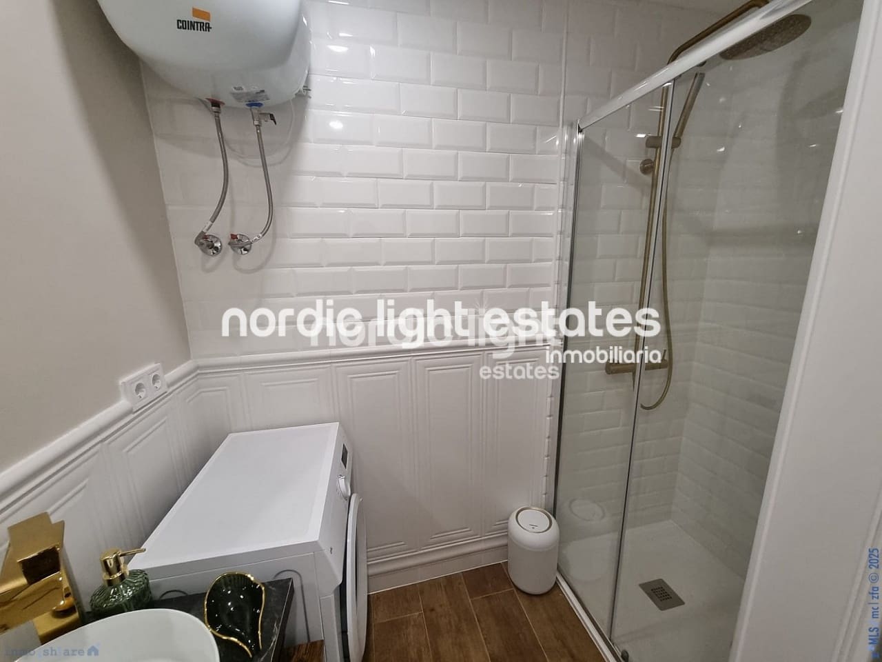 2 makuuhuone Huoneisto myytävänä paikassa Nerja - 249 000 € (Ref: 9360576)