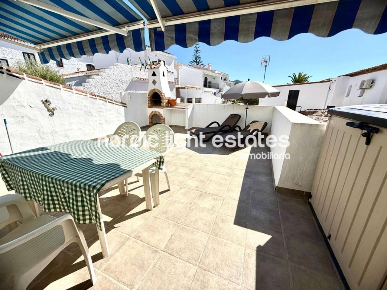 1 sypialnia Apartament na sprzedaż w Nerja z basenem - 249 900 € (Ref: 9360730)