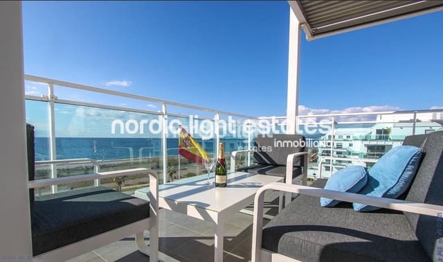 2 soverom Penthouse til salgs i Torrox-Costa, Torrox med svømmebasseng garasje - € 850 000 (Ref: 9362964)