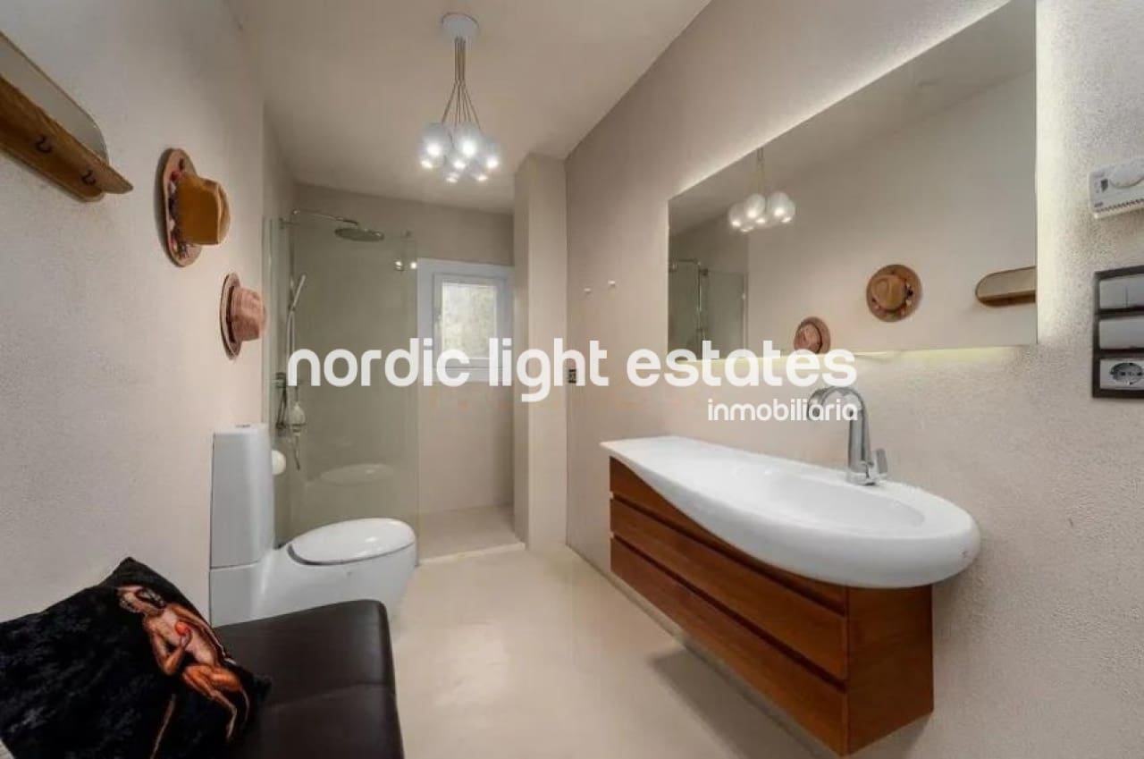 3 soveværelse Finca/Landehus til salg i Frigiliana med garage - € 795.000 (Ref: 9363116)