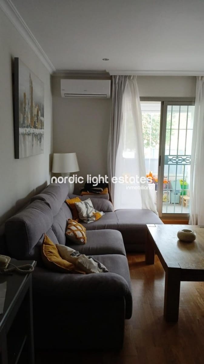 3 bedroom Apartment for sale in Rincon de la Victoria with pool garage - € 399,000 (Ref: 9369220)