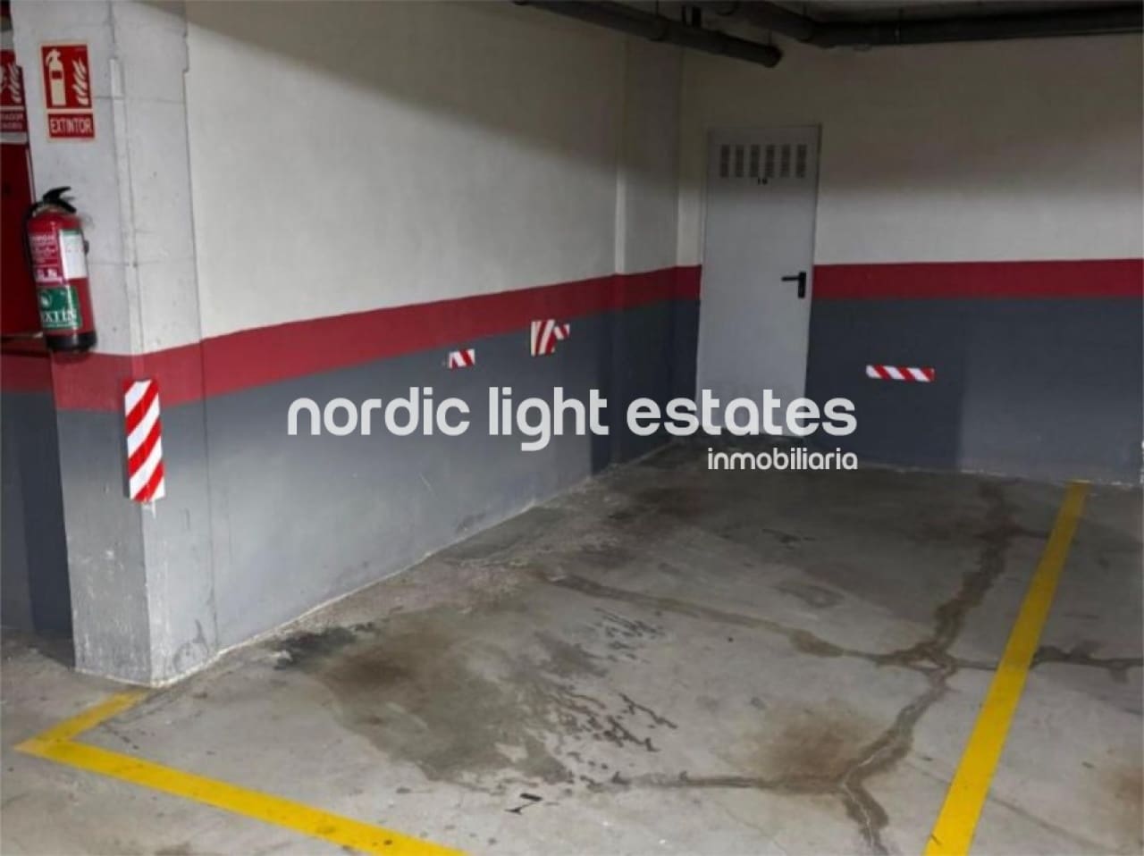 3 bedroom Apartment for sale in Rincon de la Victoria with pool garage - € 399,000 (Ref: 9369220)