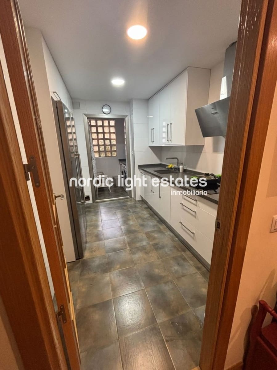 3 bedroom Apartment for sale in Rincon de la Victoria with pool garage - € 399,000 (Ref: 9369220)