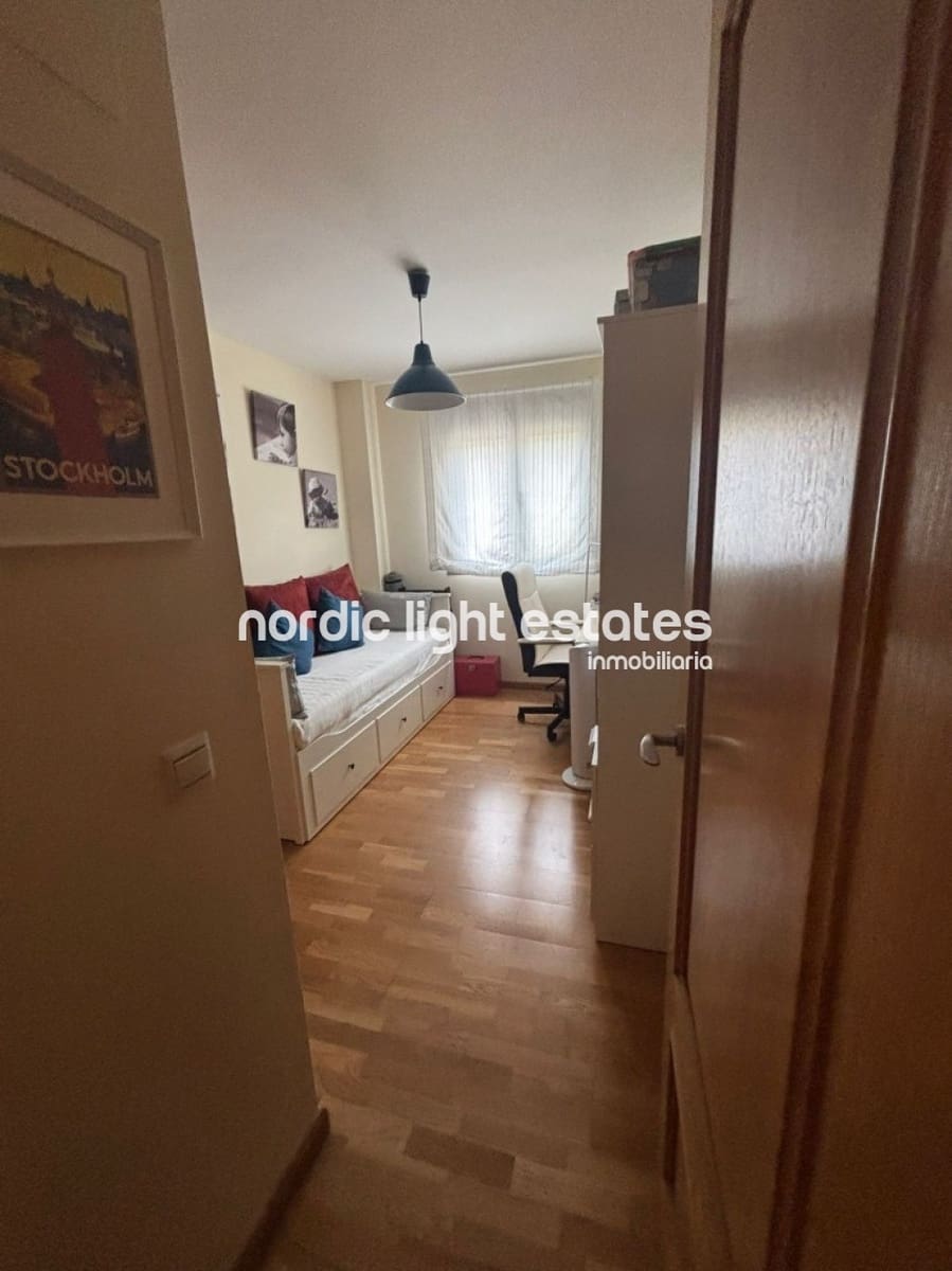 3 bedroom Apartment for sale in Rincon de la Victoria with pool garage - € 399,000 (Ref: 9369220)