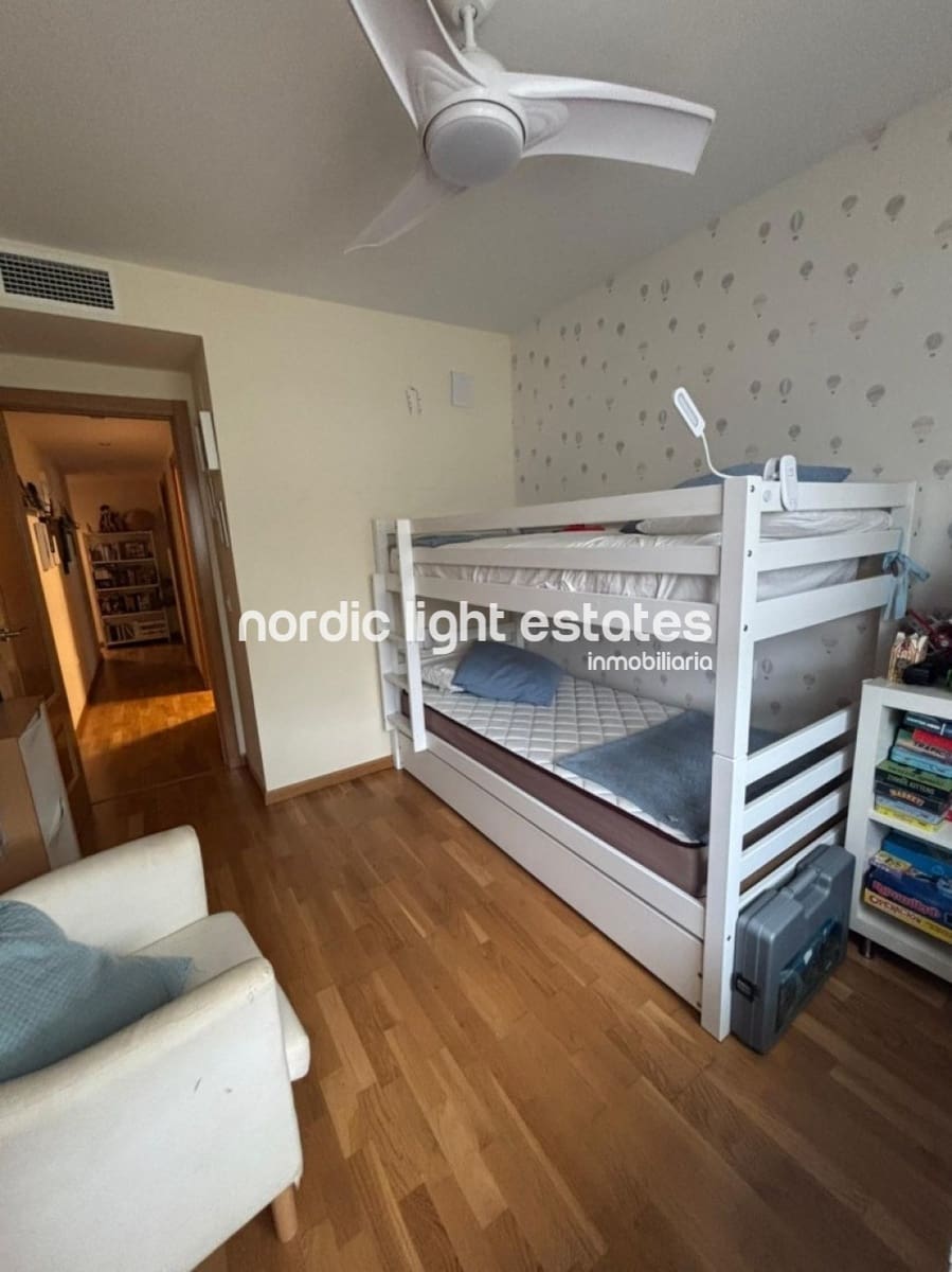 3 bedroom Apartment for sale in Rincon de la Victoria with pool garage - € 399,000 (Ref: 9369220)