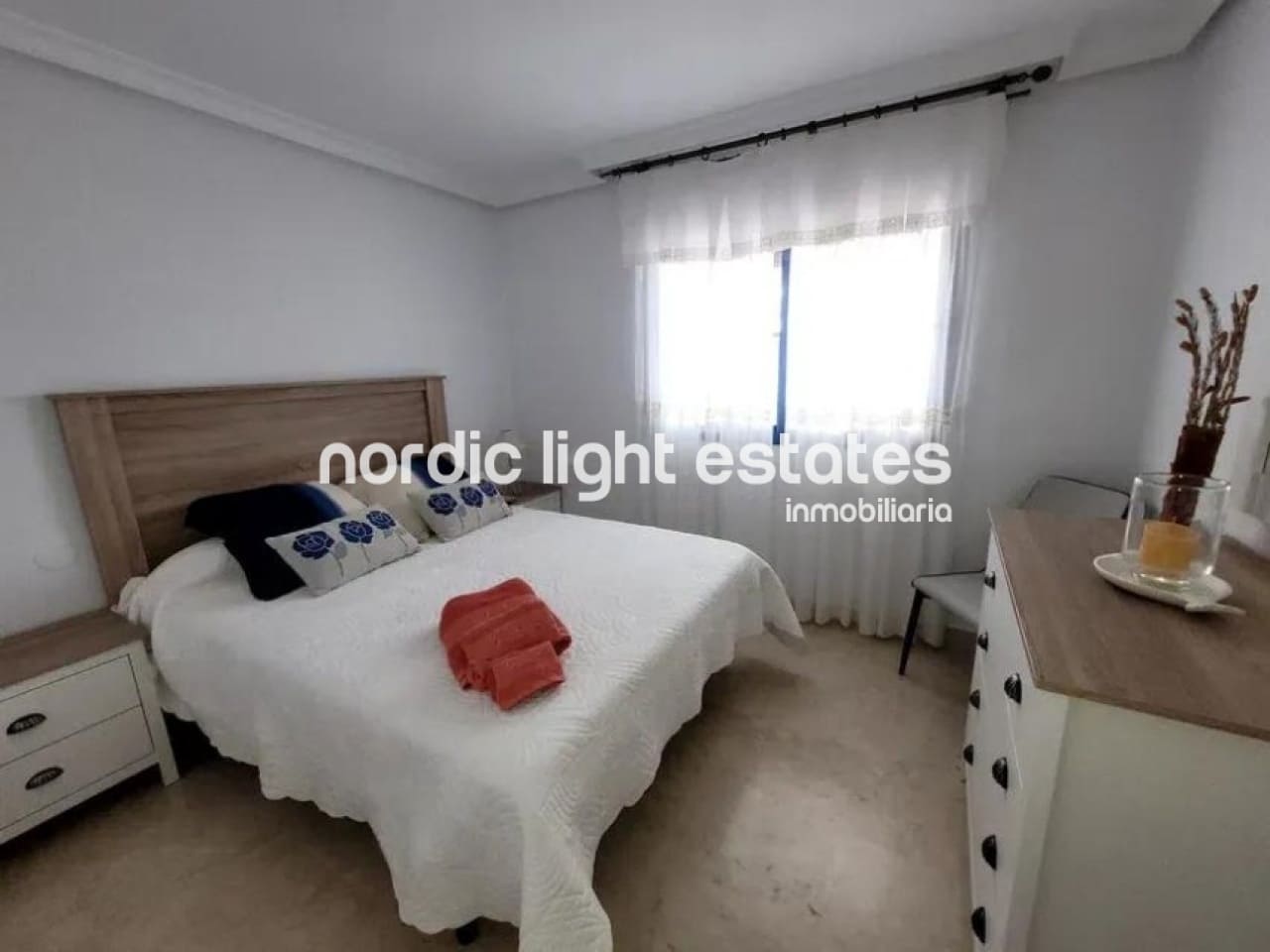 2 bedroom Apartment for sale in Almunecar with pool garage - € 390,000 (Ref: 9371123)