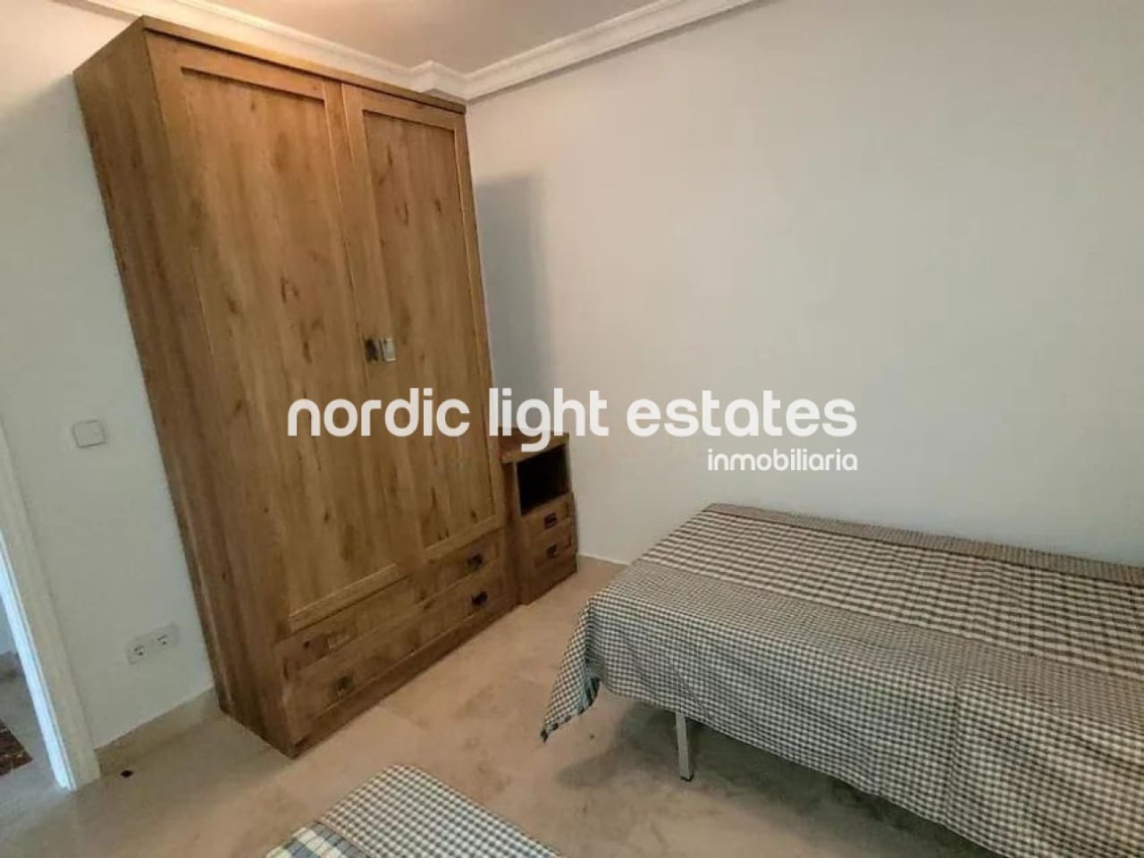 2 bedroom Apartment for sale in Almunecar with pool garage - € 390,000 (Ref: 9371123)