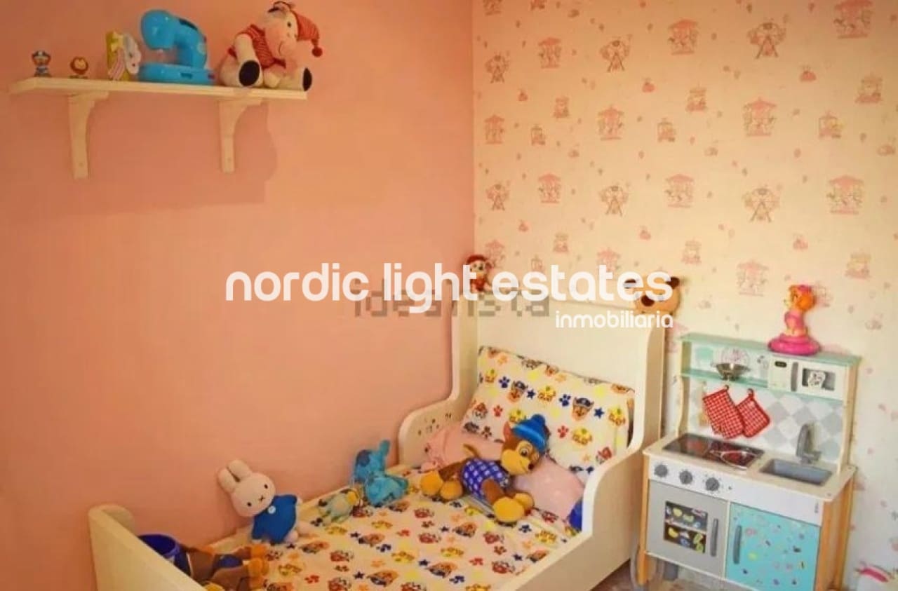 3 camera da letto Villetta Bifamiliare in vendita in Malaga citta - 370.000 € (Rif: 9383718)