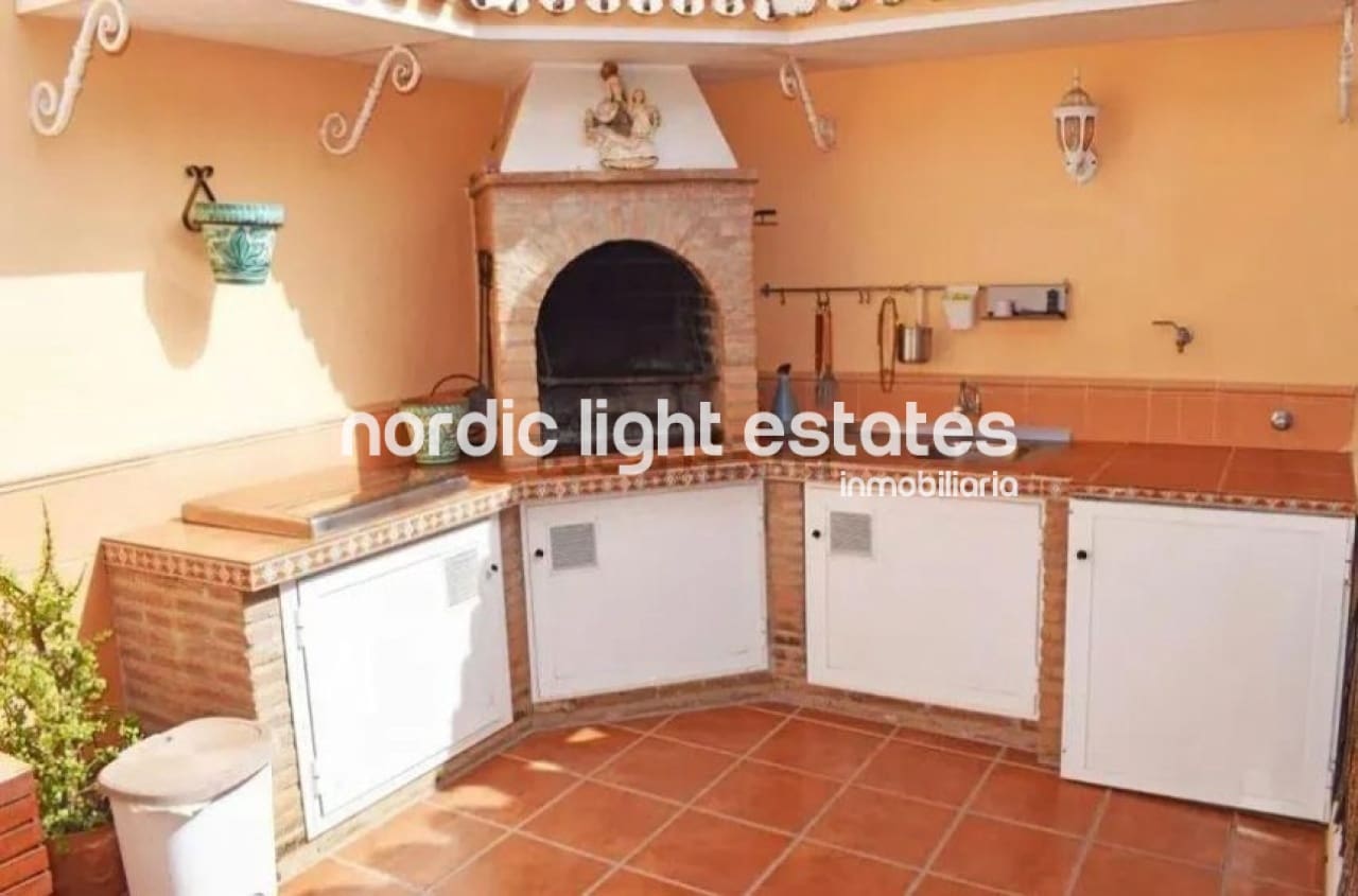 3 camera da letto Villetta Bifamiliare in vendita in Malaga citta - 370.000 € (Rif: 9383718)