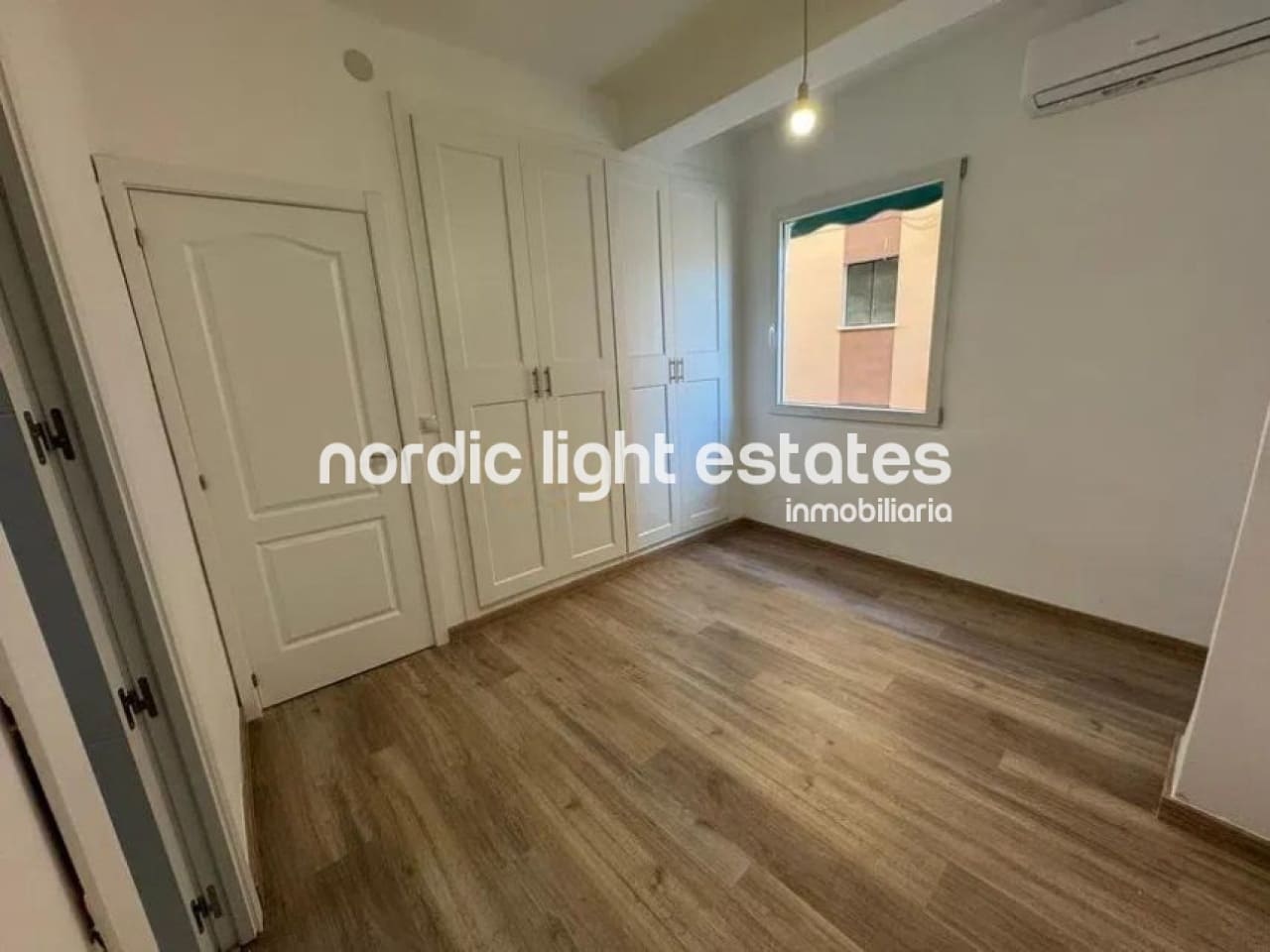 4 bedroom Flat for sale in Malaga city - € 414,000 (Ref: 9386428)