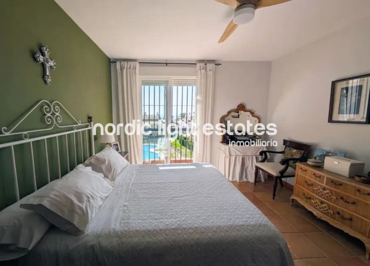 4 soverom Kjedet enebolig til salgs i Rincon de la Victoria med svømmebasseng - € 545 000 (Ref: 9386663)