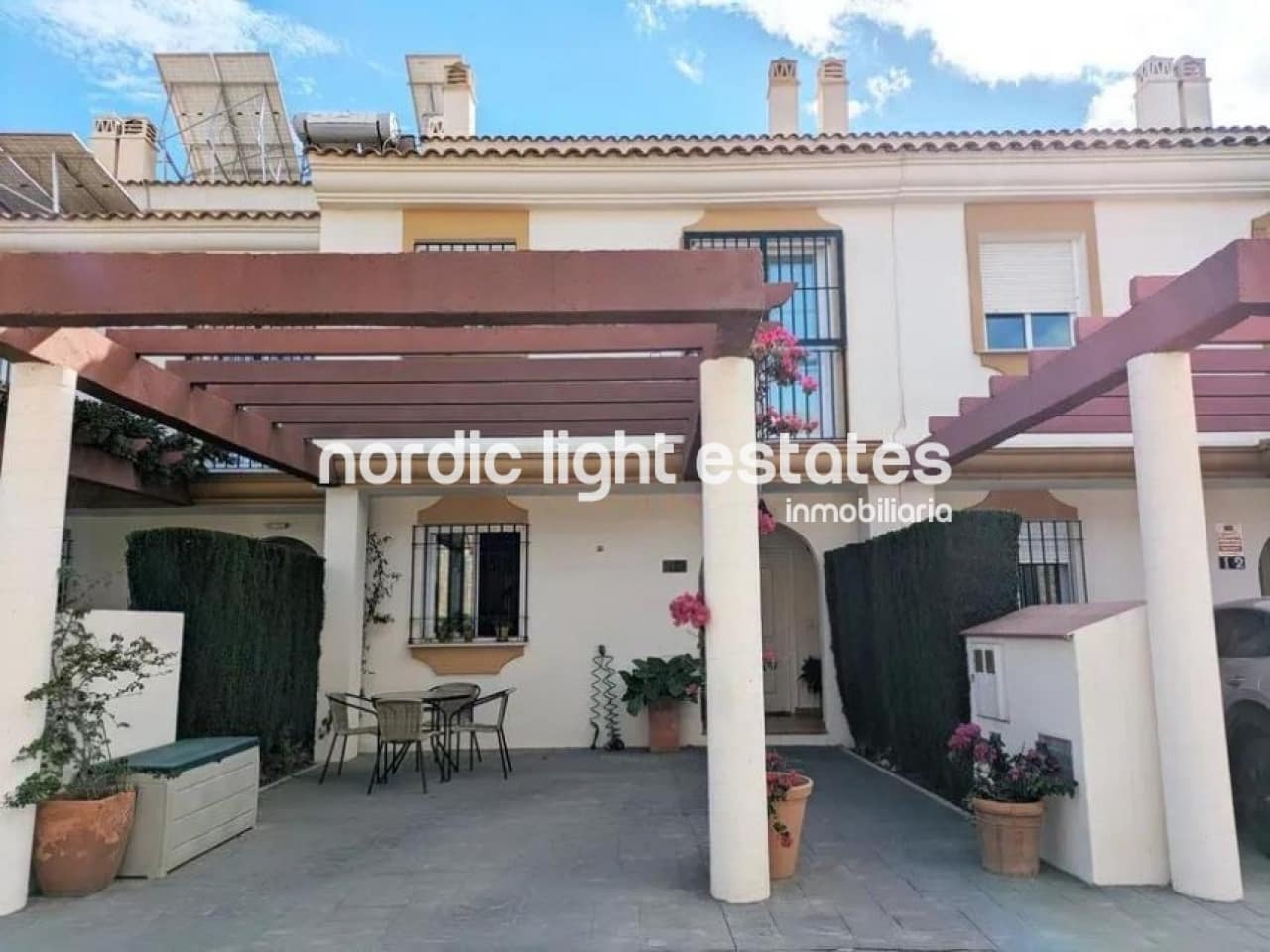 4 soverom Kjedet enebolig til salgs i Rincon de la Victoria med svømmebasseng - € 545 000 (Ref: 9386663)