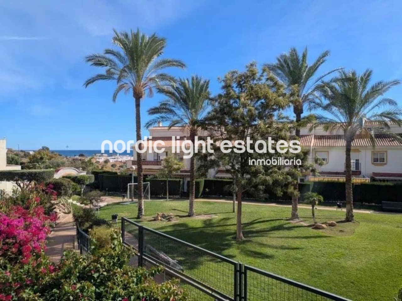 4 soverom Kjedet enebolig til salgs i Rincon de la Victoria med svømmebasseng - € 545 000 (Ref: 9386663)