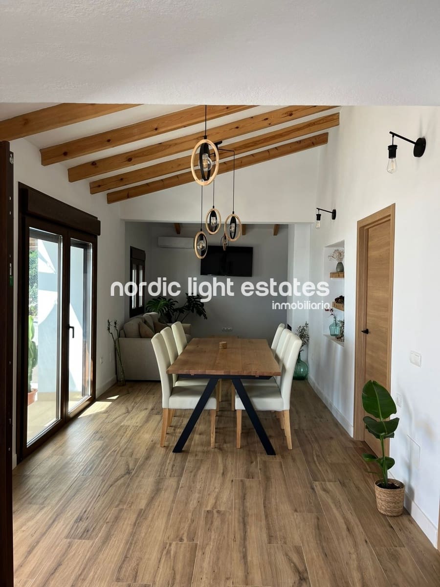 3 soveværelse Finca/Landehus til leje i Algarrobo med swimmingpool - € 1.500 (Ref: 9388603)