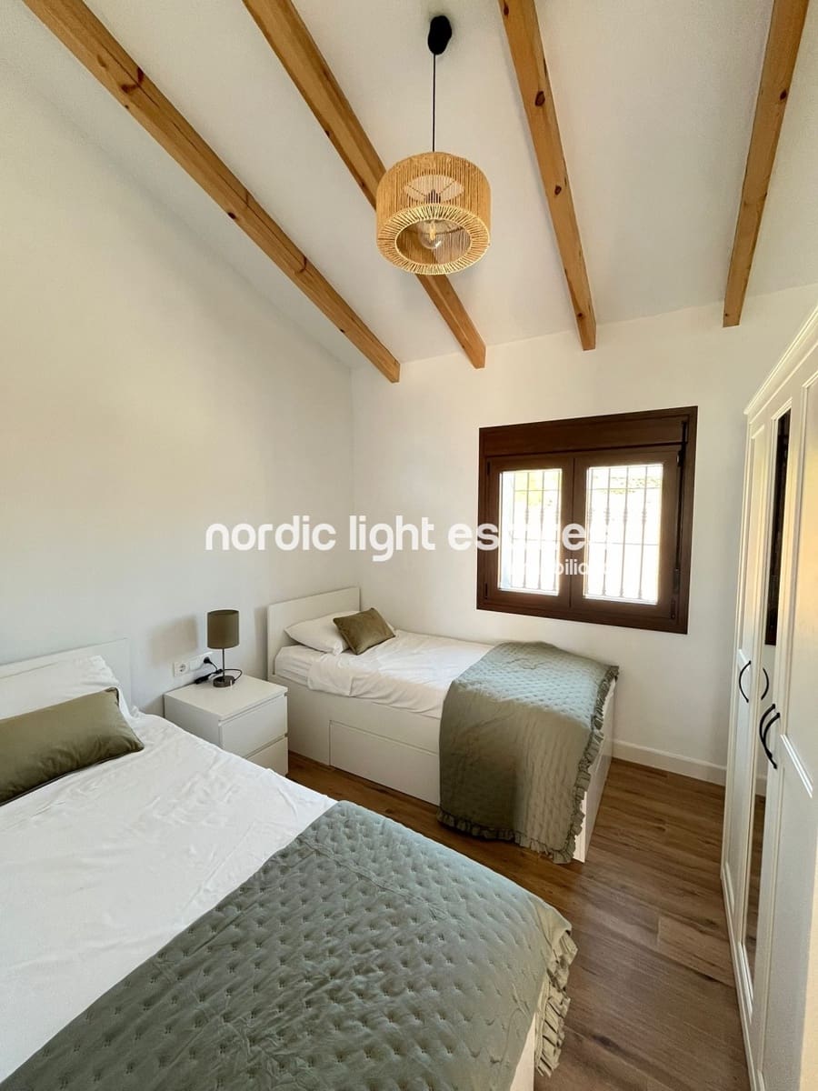 3 soveværelse Finca/Landehus til leje i Algarrobo med swimmingpool - € 1.500 (Ref: 9388603)