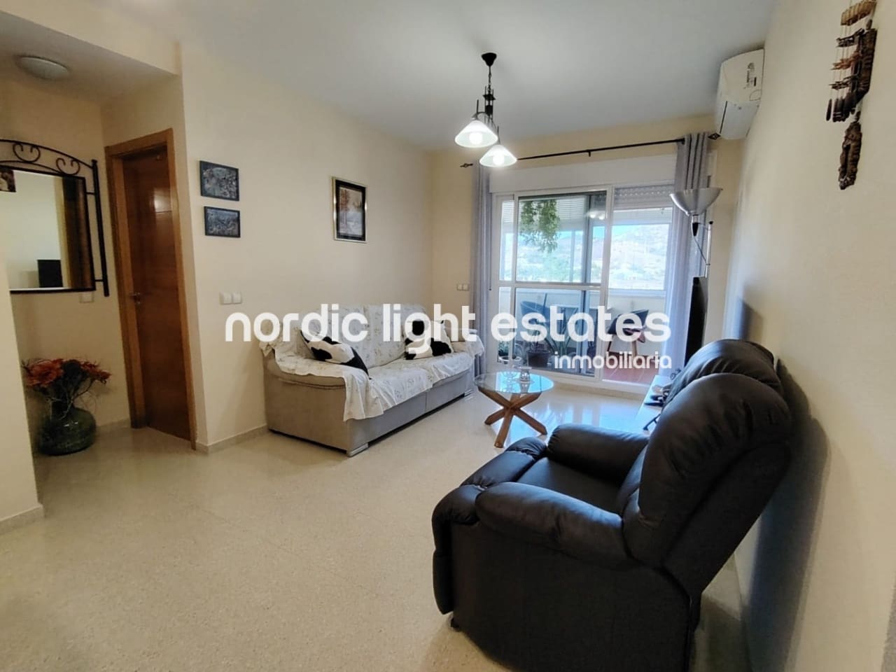 1 soverom Penthouse til salgs i Torrox med svømmebasseng garasje - € 205 000 (Ref: 9389975)