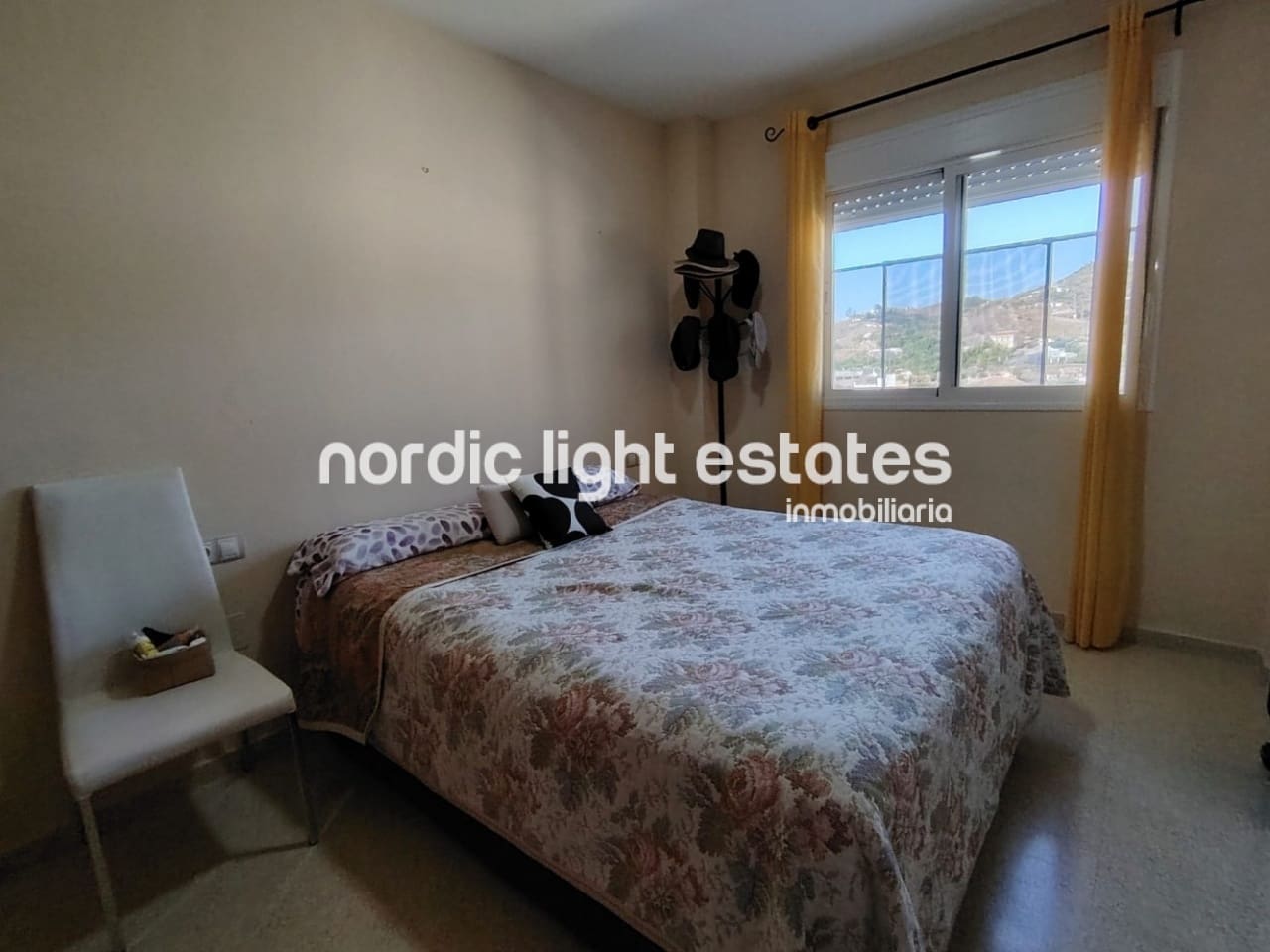 1 soverom Penthouse til salgs i Torrox med svømmebasseng garasje - € 205 000 (Ref: 9389975)