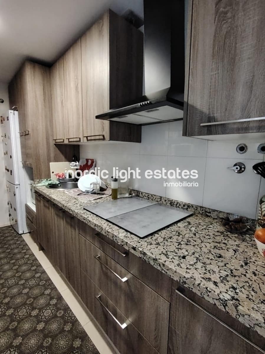 1 soverom Penthouse til salgs i Torrox med svømmebasseng garasje - € 205 000 (Ref: 9389975)