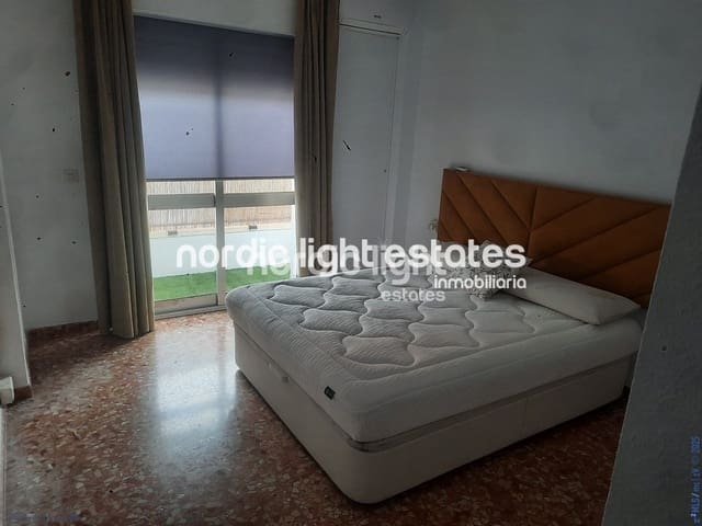 3 makuuhuone Asunto myytävänä paikassa Centro, Nerja - 350 000 € (Ref: 9399880)