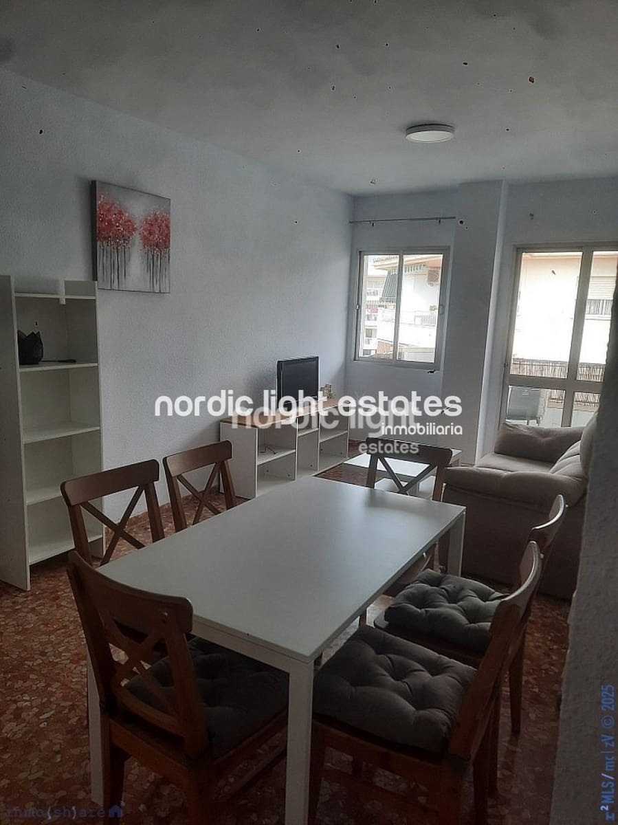 3 makuuhuone Asunto myytävänä paikassa Nerja - 350 000 € (Ref: 9399880)