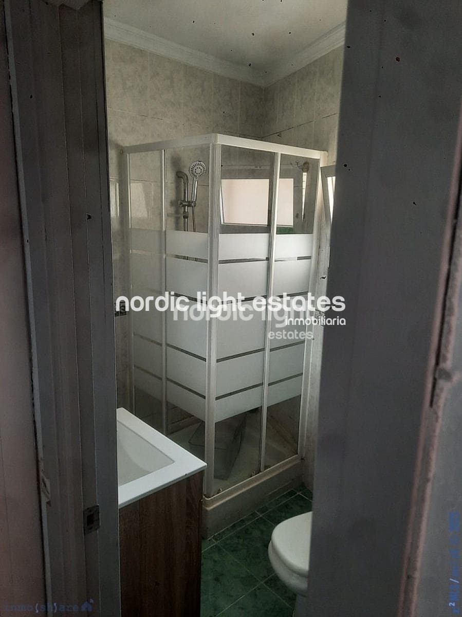 3 makuuhuone Asunto myytävänä paikassa Nerja - 350 000 € (Ref: 9399880)