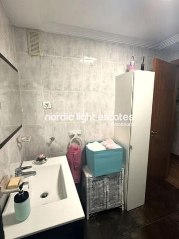 3 soverom Leilighet til salgs i Carretera de Cadiz, Málaga by med svømmebasseng garasje - € 515 000 (Ref: 9399881)