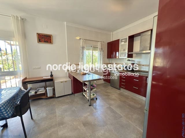 5 sypialnia Finka/Dom wiejski na sprzedaż w Cajiz, Vélez-Málaga z garażem - 750 000 € (Ref: 9400020)