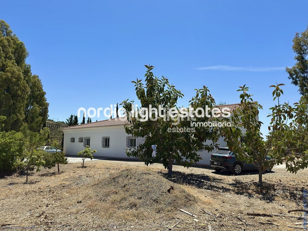 5 soveværelse Finca/Landehus til salg i Cajiz med garage - € 750.000 (Ref: 9400020)