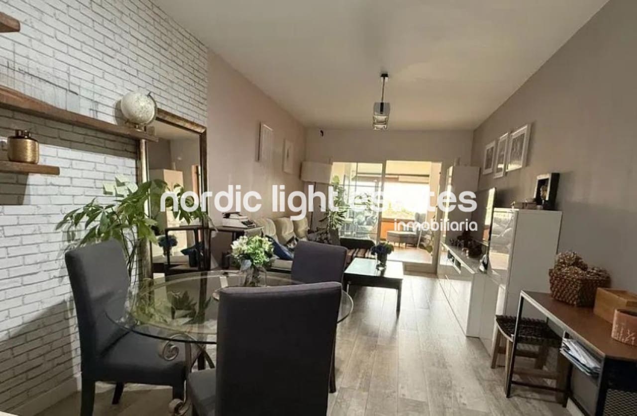 4 bedroom Flat for sale in La Cala del Moral with pool garage - € 415,000 (Ref: 9402703)