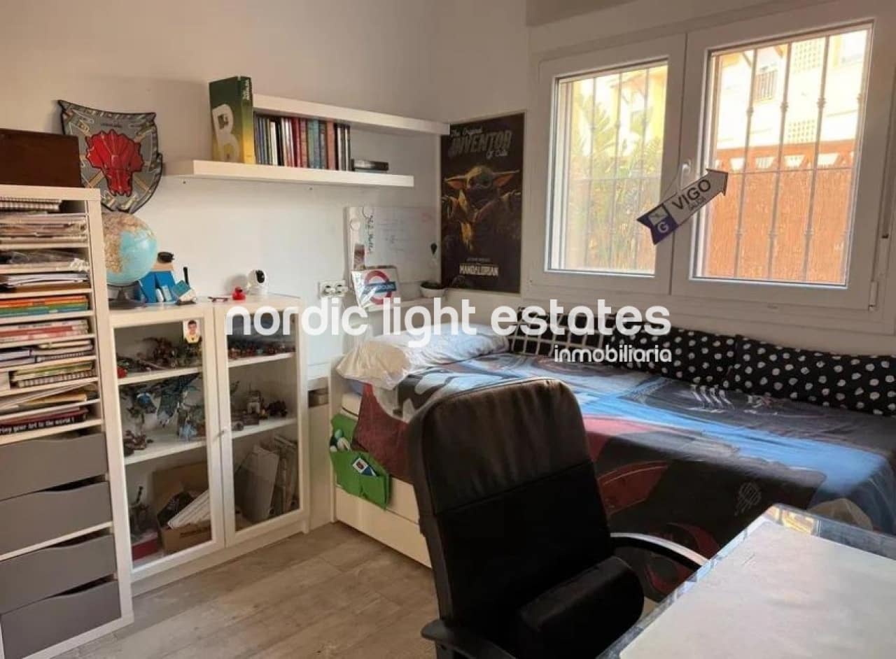 4 bedroom Flat for sale in La Cala del Moral with pool garage - € 415,000 (Ref: 9402703)