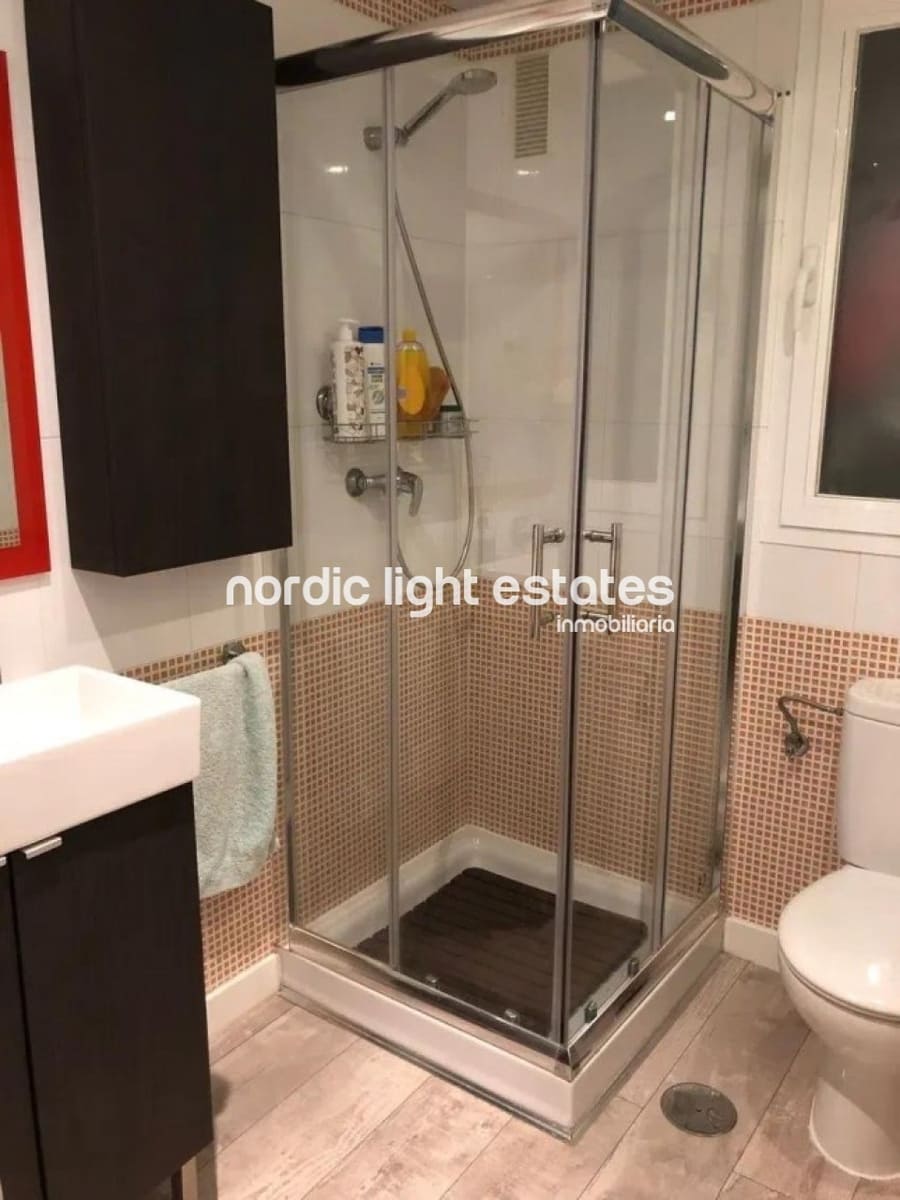 4 bedroom Flat for sale in La Cala del Moral with pool garage - € 415,000 (Ref: 9402703)