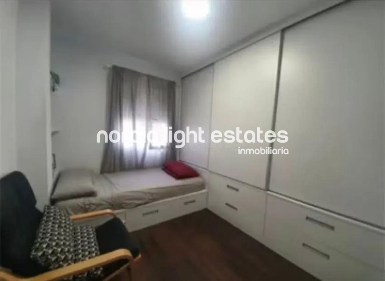 3 quarto Apartamento para venda em Torre del Mar - 333 000 € (Ref: 9409700)