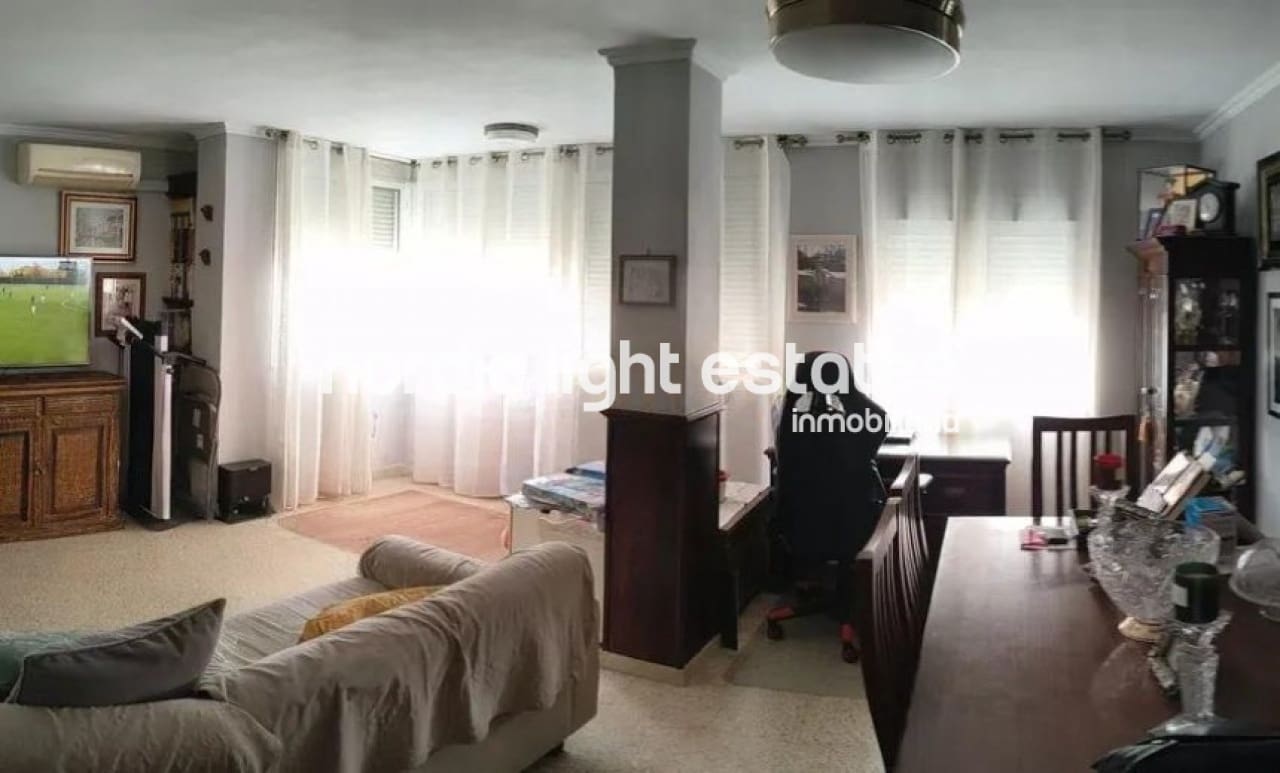 3 soverom Leilighet til salgs i Malaga by med garasje - € 275 000 (Ref: 9410029)